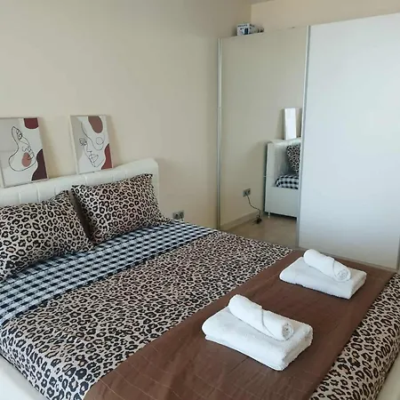 Skopje Sky Apartments & Floor 33Th & 25Th & 19Th & 13Th 12Th With Pool & Spa & Fitness & Parking Included In Price Exterior photo