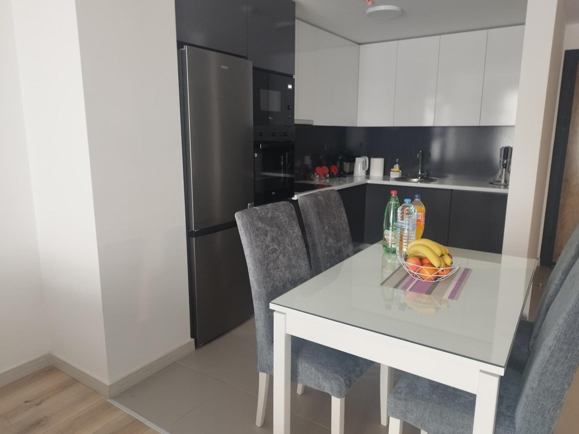 Skopje Sky Apartments & Floor 33Th & 25Th & 19Th & 13Th 12Th With Pool & Spa & Fitness & Parking Included In Price סקופיה