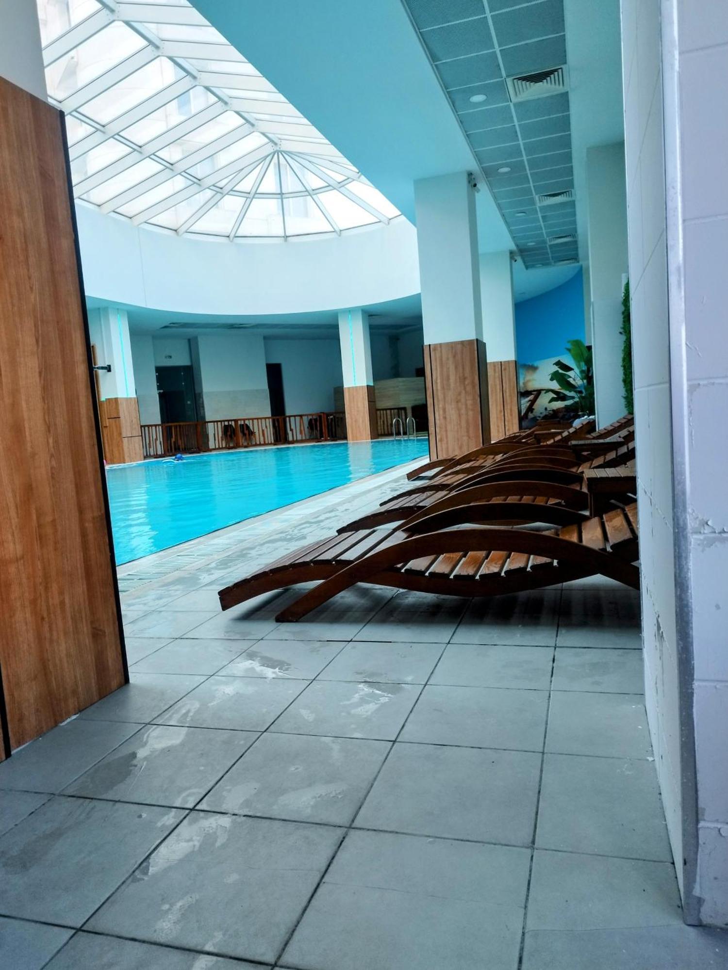 Skopje Sky Apartments & Floor 33Th & 25Th & 19Th & 13Th 12Th With Pool & Spa & Fitness & Parking Included In Price דירה