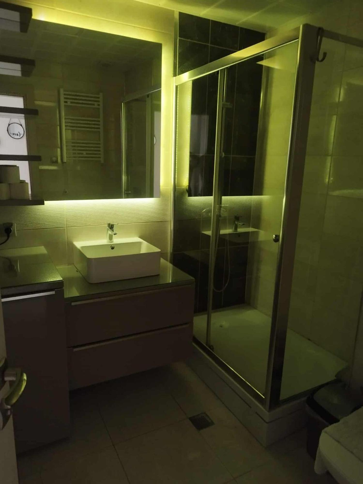 דירה Skopje Sky Apartments & Floor 33Th & 25Th & 19Th & 13Th 12Th With Pool & Spa & Fitness & Parking Included In Price