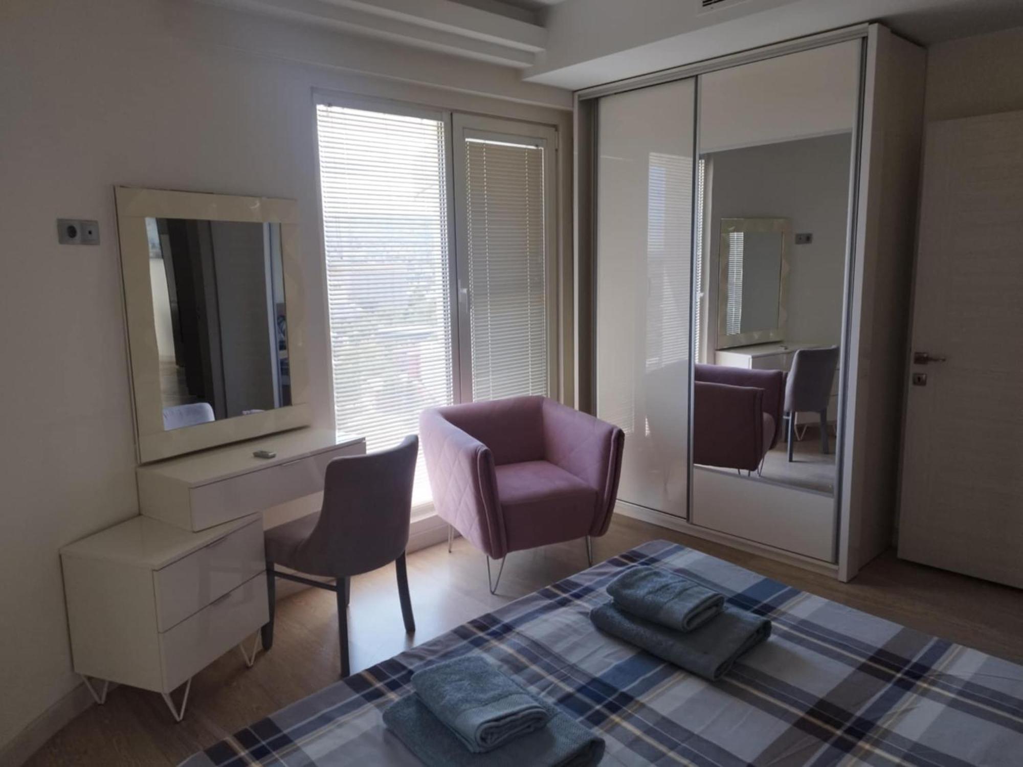 Skopje Sky Apartments & Floor 33Th & 25Th & 19Th & 13Th 12Th With Pool & Spa & Fitness & Parking Included In Price דירה *