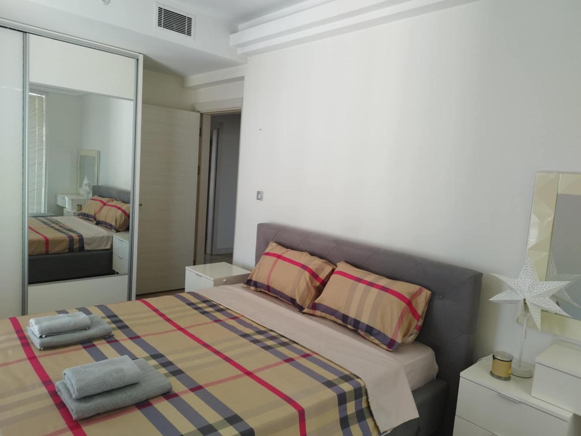 Skopje Sky Apartments & Floor 33Th & 25Th & 19Th & 13Th 12Th With Pool & Spa & Fitness & Parking Included In Price דירה *
