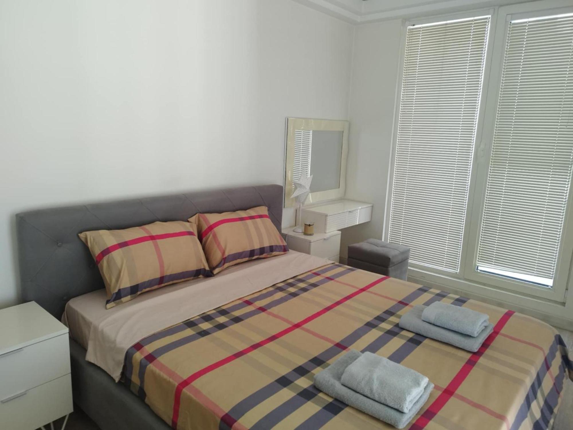 Skopje Sky Apartments & Floor 33Th & 25Th & 19Th & 13Th 12Th With Pool & Spa & Fitness & Parking Included In Price סקופיה
